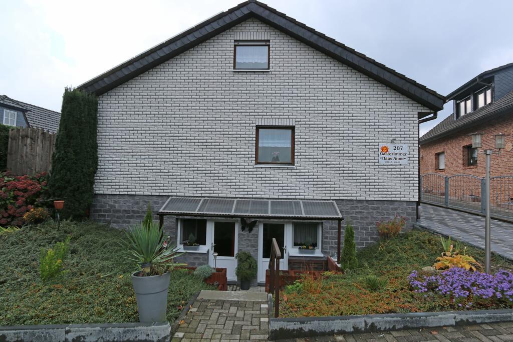 Haus Anne Hotel Neunkirchen  Exterior photo