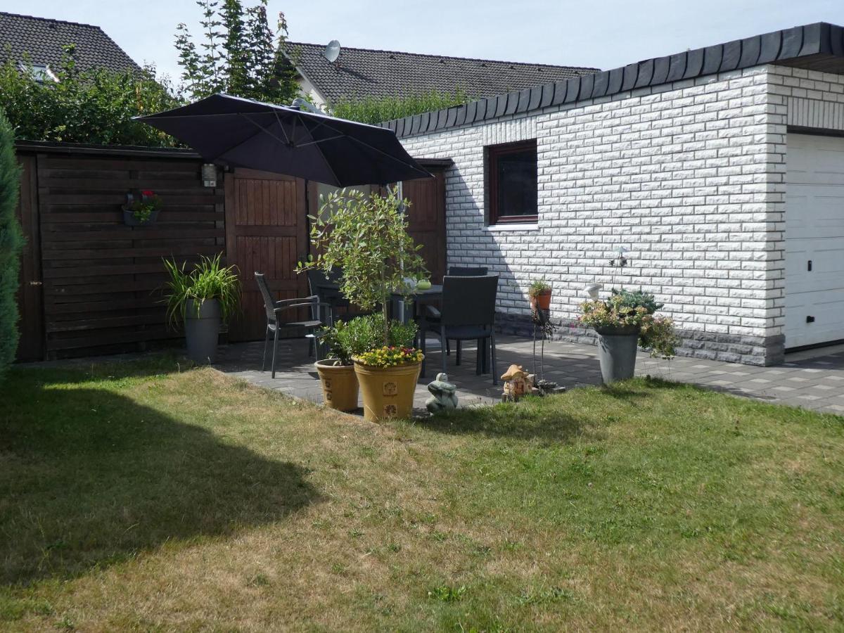 Haus Anne Hotel Neunkirchen  Exterior photo